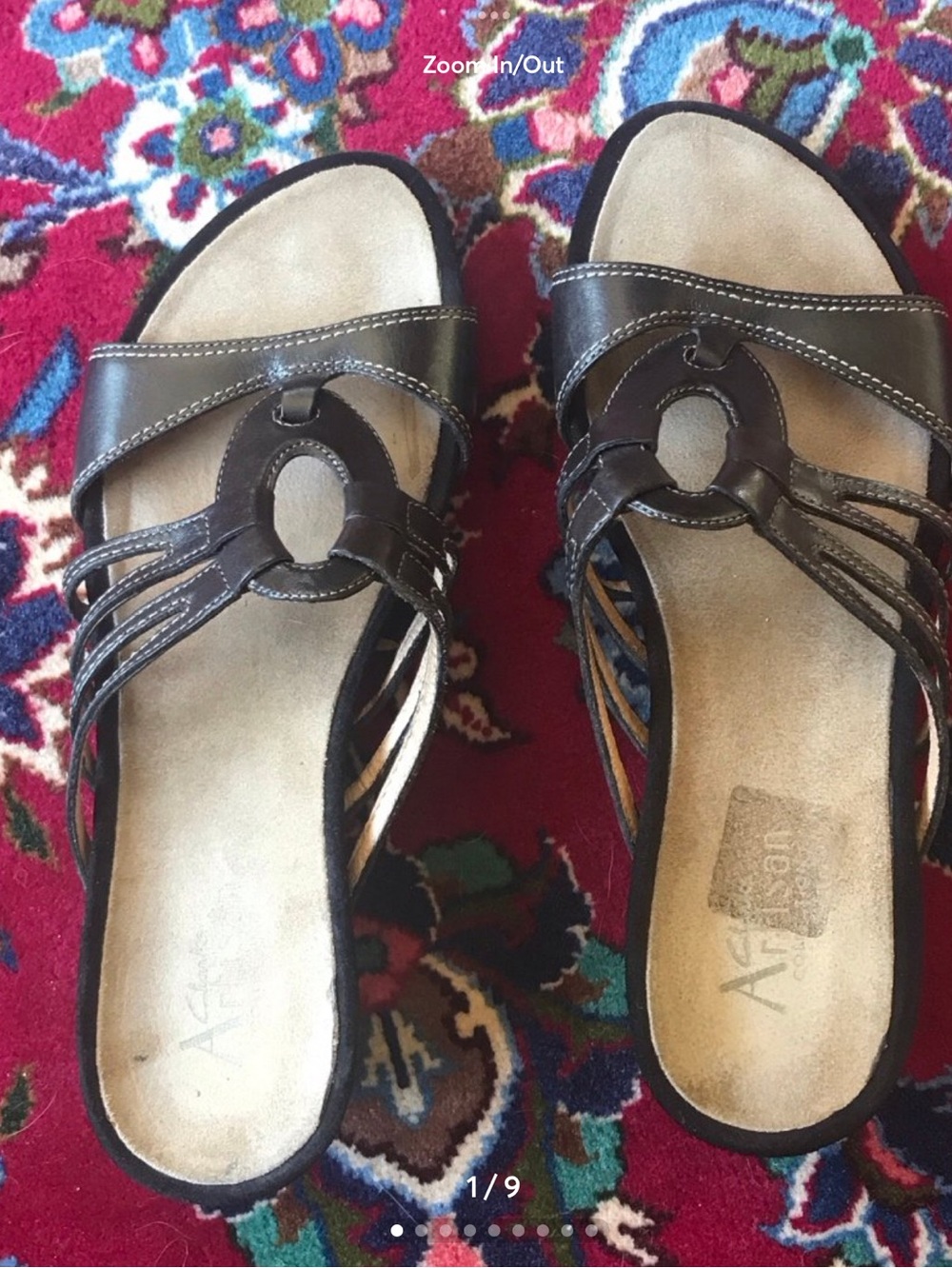 Clarks Artisan Woman’s Black Leather Sandals Sz 7.5/8